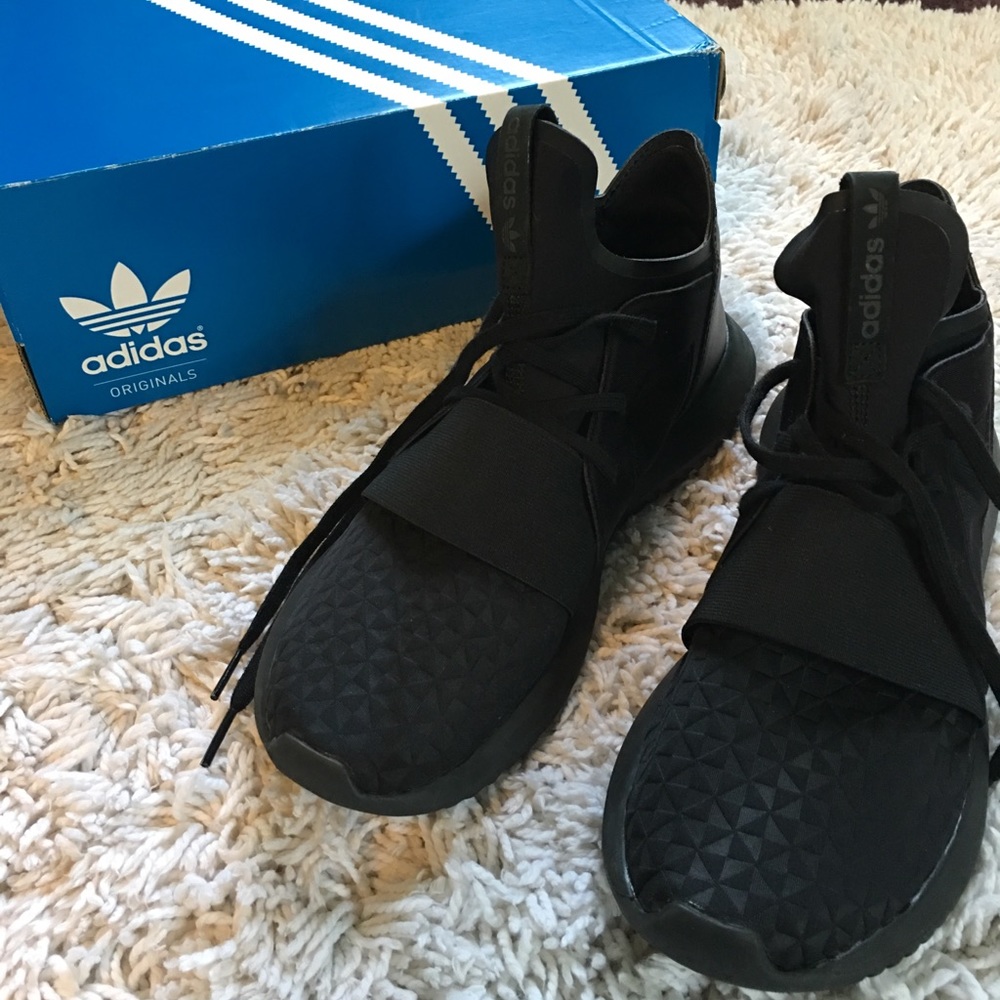 Adidas Tubular